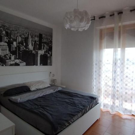 Апартаменты La Casa Dei Viaggiatori - Viareggio - Posto Auto Gratuito Экстерьер фото